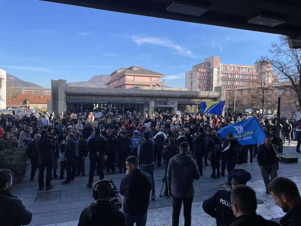 36D3C64A 4D9F 49D6 A7F7 80FC718C66C1