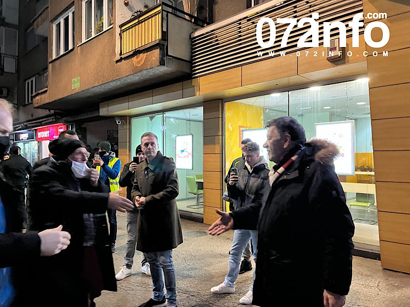 3BE4C9AB 06C3 4AF4 B570 63BBEE9E308B