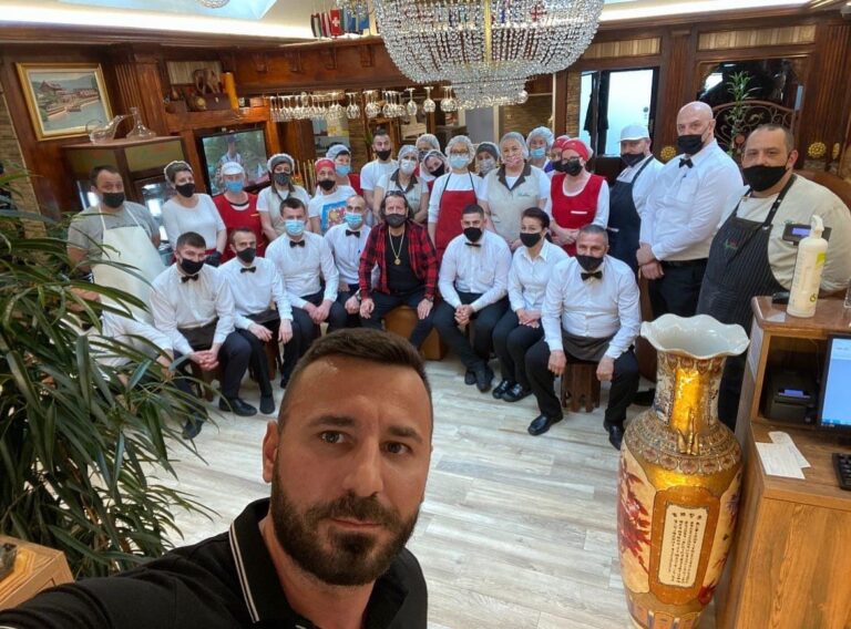 Brajlović svakog radnika nagradio po 500 KM