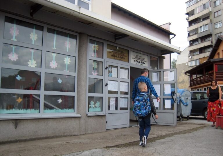 Moraju pod suspenziju: Nasilnici, zlostavljači djece i uživatelji droga, ipak, neće moći predavati u školama