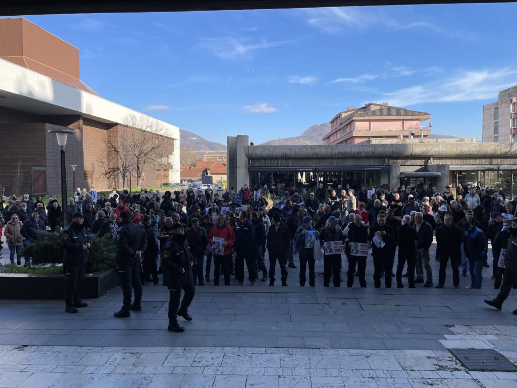 7E2ED85D 198B 47B5 B283 D4D2A6520BB0