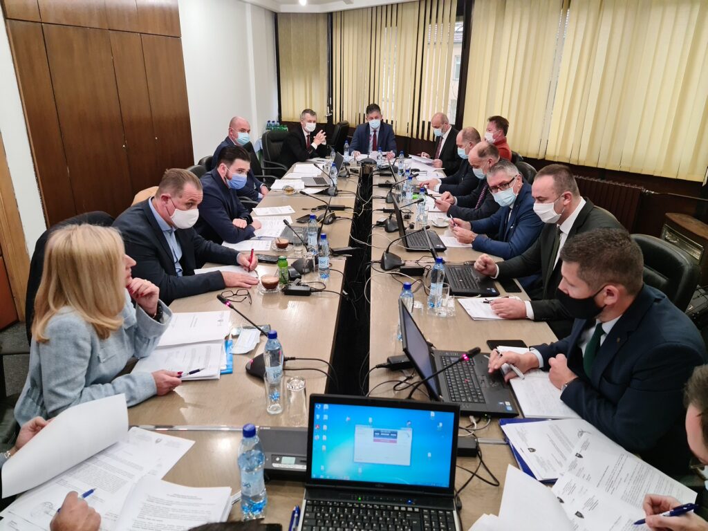 BFB2DB93 0B27 4071 93AC 678E1CC565D7