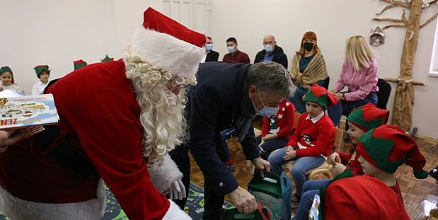 CA5458F4 5F48 485A 8E67 06CC651FEA28