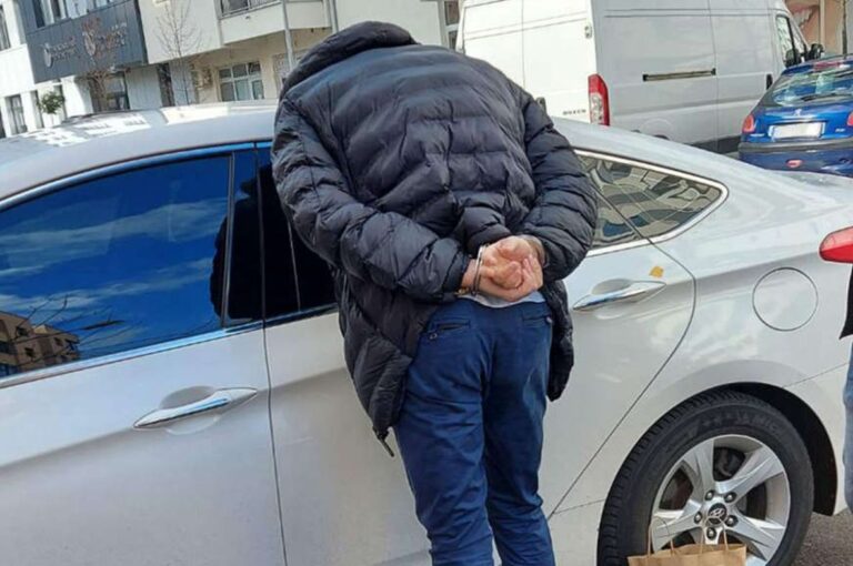 Nutella Tarika Hadžibegovića koštala fotelje i imovine