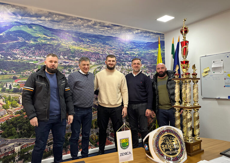 Kasumović razgovarao sa članovima kluba “Isak-Ze”, nagrada za uspjeh Krnjića