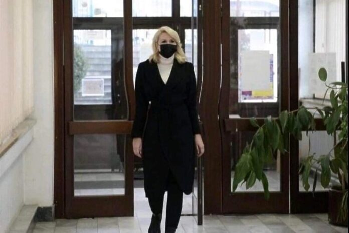 49D8B0B0 4277 4DD3 9D07 66508E551D69 49D8B0B0 4277 4DD3 9D07 66508E551D69