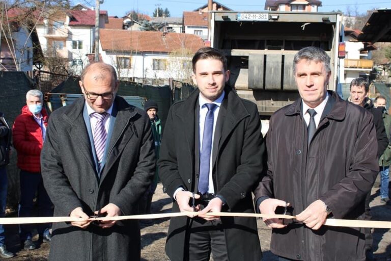 Arnel Isak svečano otvorio pretovarnu stanicu za otpad