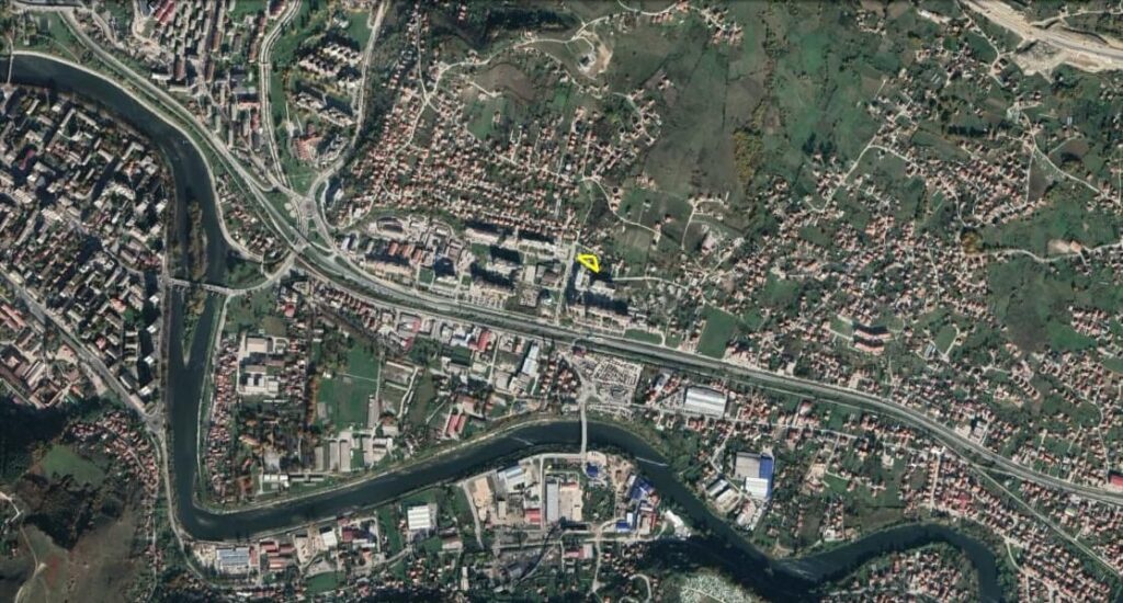 7EFFA817 56B6 423D 8C06 4E5A710180E9