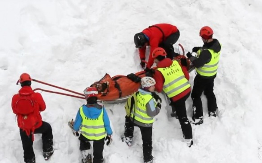 960B55DC 2A28 4069 B61B 5F0D42CD0993