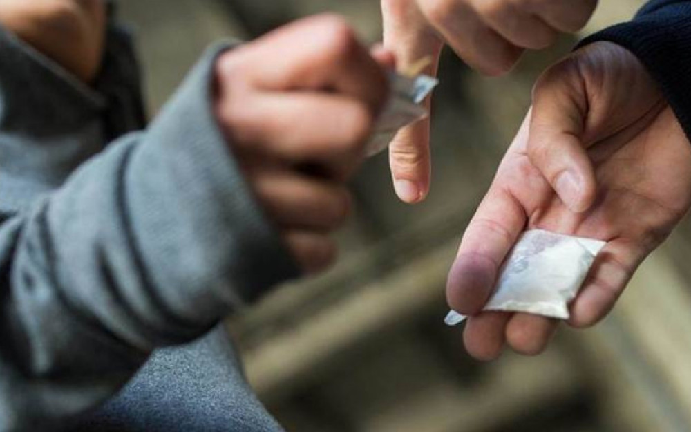 A2416472 1514 4306 85F2 A0283D67B49C