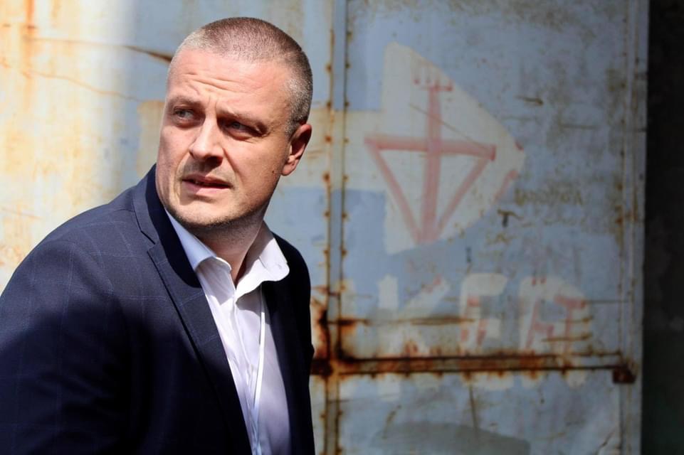 B33EA2A4 1606 4978 9DC2 1F14B47C0570