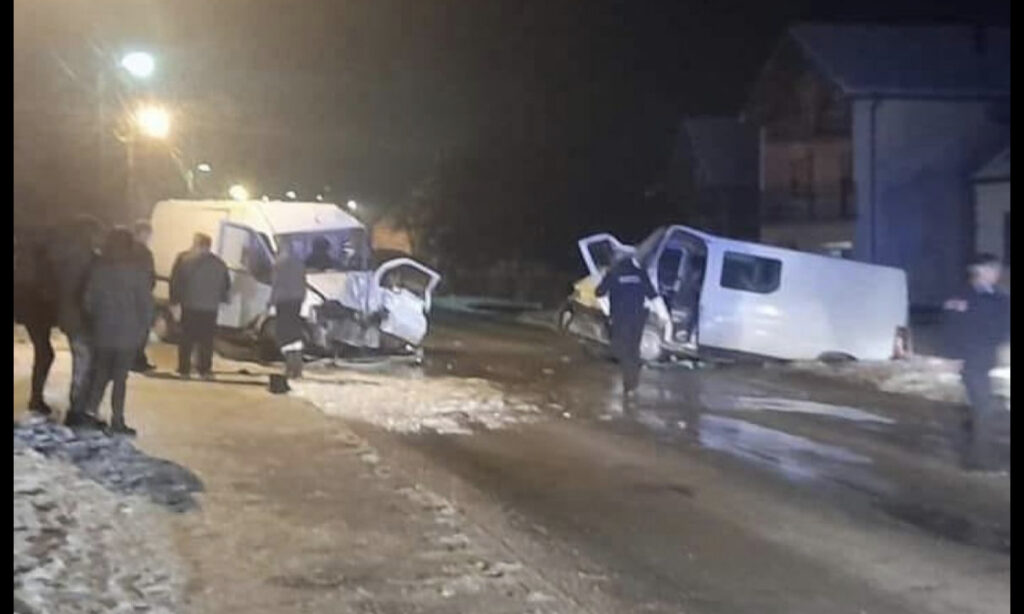 CC846F7A 6117 491F BD5F 80178AAF1930