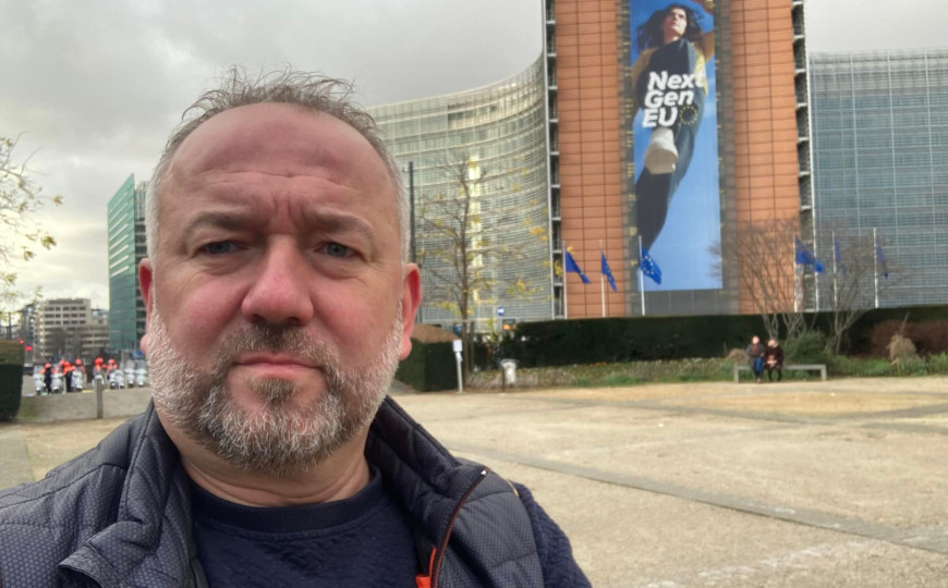 FF1290D5 A5CE 4912 8C7A 259544A06EA9