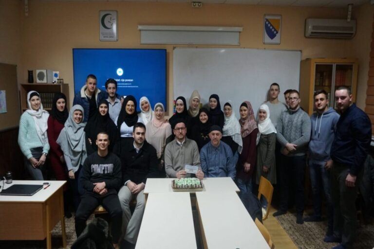 Poklonili imamu odlazak na umru: “Kada insan ostane bez riječi…”