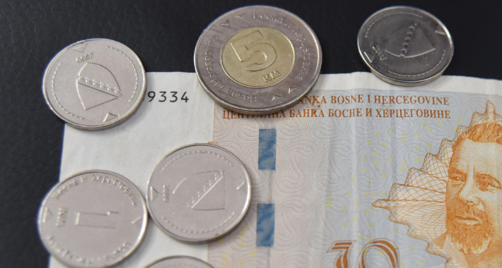 Zbog odluke banaka: Krediti postaju nedostižni građanima Bosne i Hercegovine?