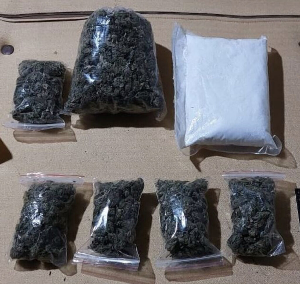 1502DB3B BC59 4AFE 99FF 8C1537B16748