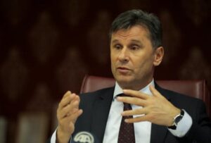 42612BB0 DC05 470A 9C7A F24DF7947BE3