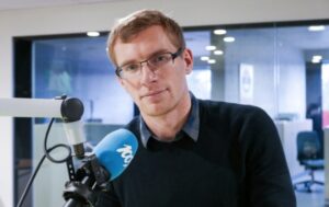 5b3052997b3af113baa9eb83f267bf2b