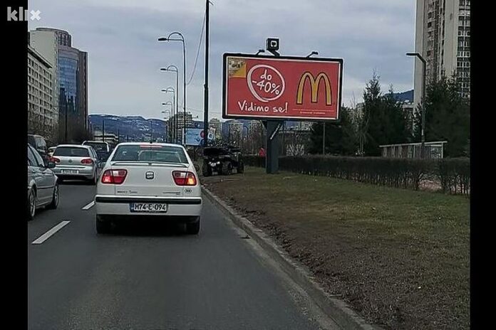 63E46377 E4D6 49EB AFB2 AB2E01FB8BF3 63E46377 E4D6 49EB AFB2 AB2E01FB8BF3