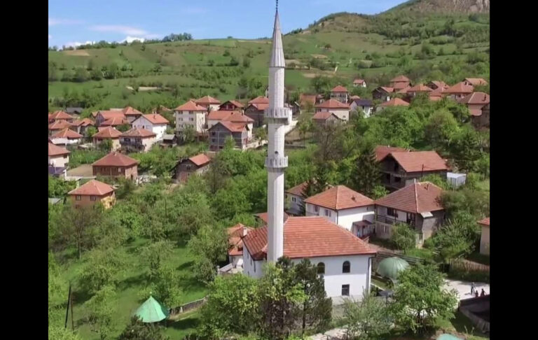 Zenička SDA se oglušila na upozorenja MIZ, održali sastanak u džamiji