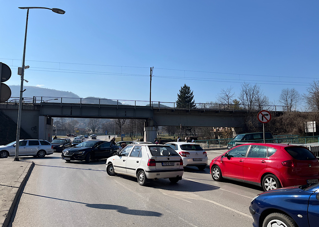 9AB5C427 4D54 4D21 9068 870F0E46F2C0