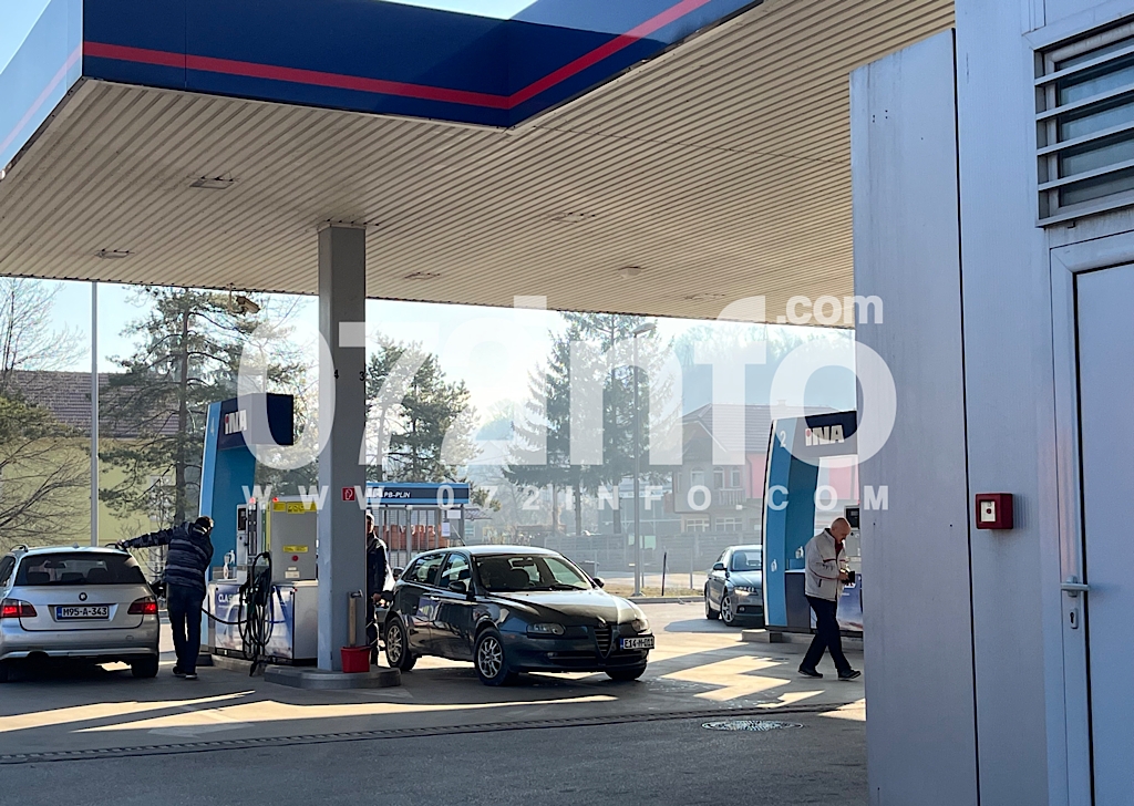 AF2D70FF 27A8 4663 AF6F 1E13037442A6