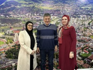 E9FD8176 CBA1 4B06 841A 6013ECCEF4EF