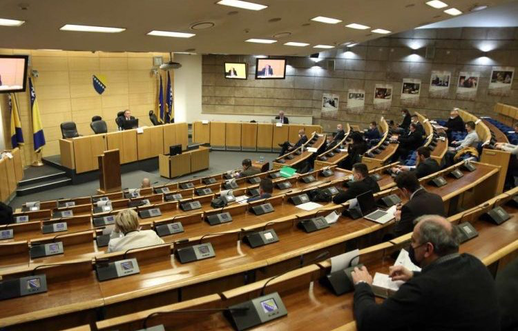 ECFEA1D9 3370 4B20 9C3C 016ABA103AAB