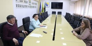 EEE6968B F0CF 4BE1 89DA E1B3F2B2760F