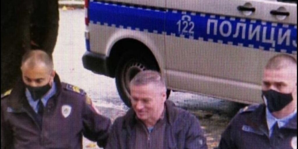 F223F1A3 2476 4FFD A835 D6CA38531207