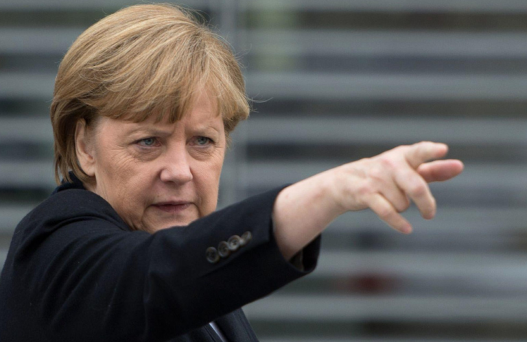 Putina je pod kontrolom držala samo jedna osoba. Ali, ona je sada u penziji