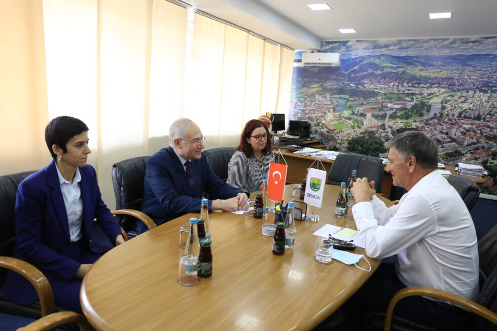 3A186954 8C70 4341 A186 F378FA8D11CB