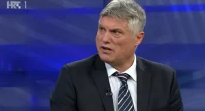 4B0E3313 48B7 410D AD74 8783A0238FE1