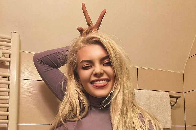 636AEB67 FFF2 4638 88AF 100EDAC08CDE