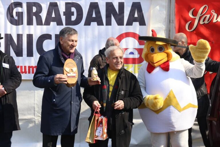 Kasumović posjetio “Čimburijadu”: Narod bez tradicije, nije narod!