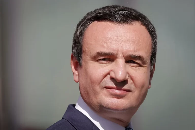 Kurti ne mari šta će reći stranci: Izbore u Srbiji koristi da dobije indirektno priznanje Beograda