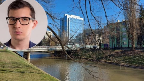 89FA012D 41B3 421C 9862 5552CE85FEF5