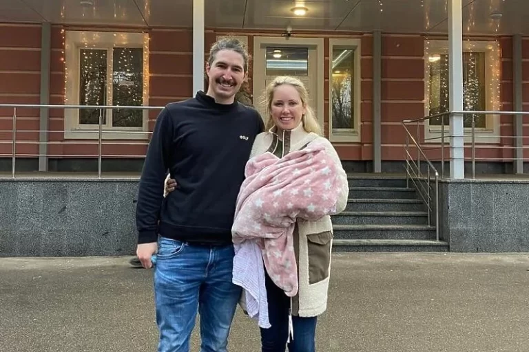 Par s novorođenčem pješačio 27 sati do poljske granice kako bi pobjegli iz pakla rata