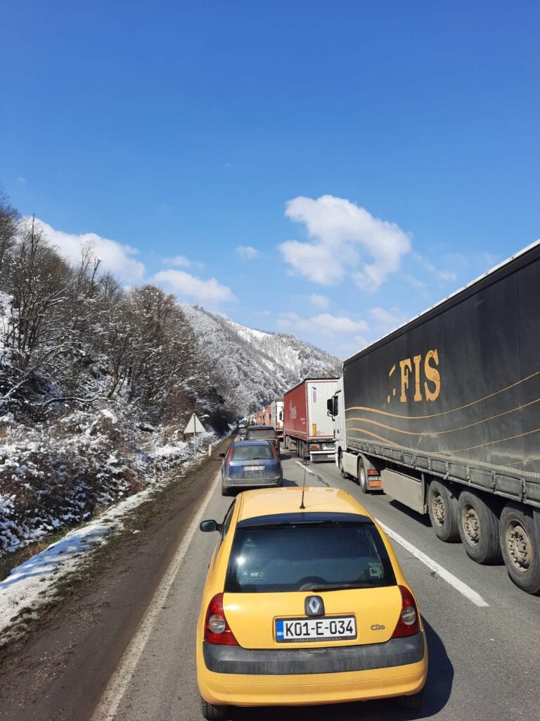 E6E86E93 C5AD 4F76 917E D8FAB9EA9CA5