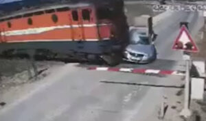 EA59F022 EE77 4C01 A1DC 7D0AB602D275