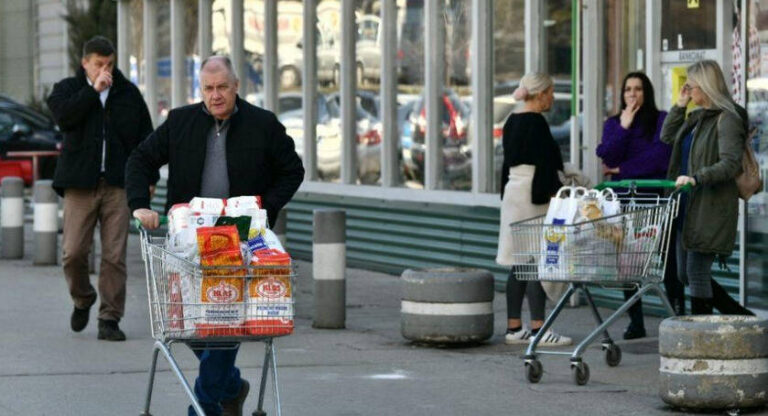 Nejednak rast cijena ulja, brašna i šećera u tri grada u BiH
