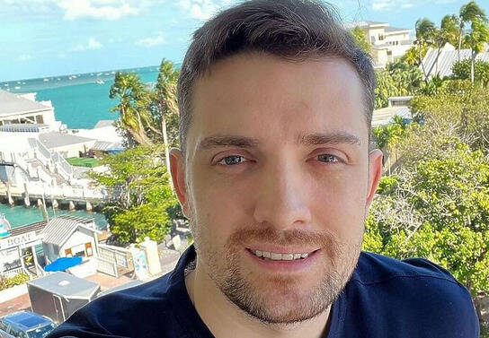 Mirza Selimović sprema novi album, podržao i Konstraktu: Pjesma mi se non-stop vrti po glavi