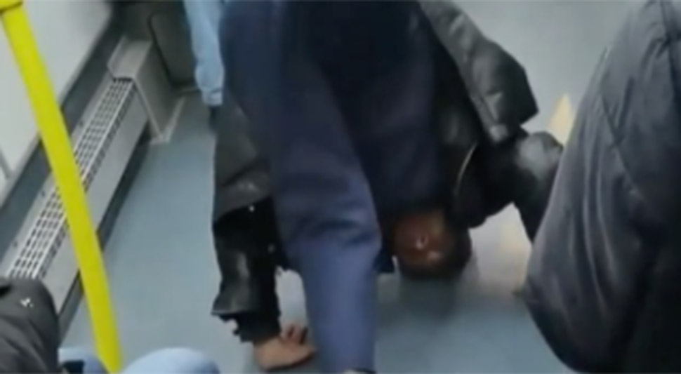 akrobacije autobus screenshot