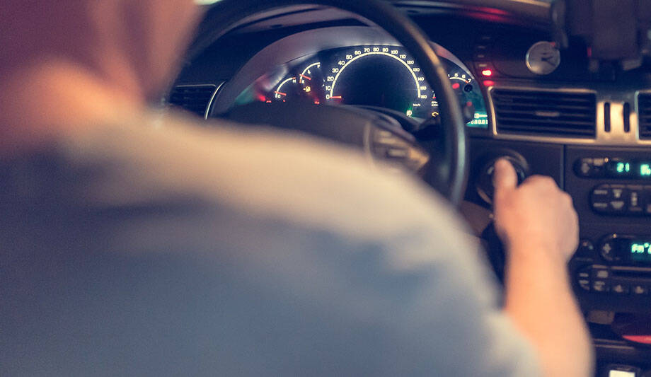 vozac pixabay ilustracija