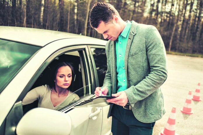 Djevojka pala vozački ispit, a nije ni upalila automobil: Nebulozan razlog zbog kojeg je početnica oborena od strane komisije