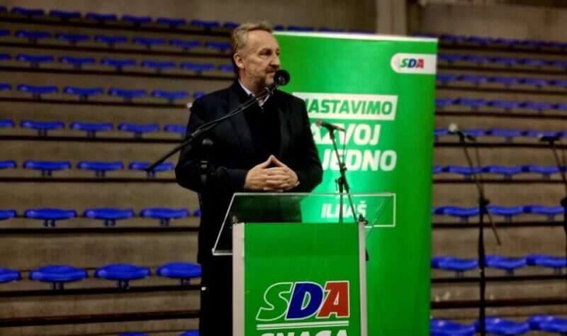 27022536 1950 4665 8776 2DF720705405