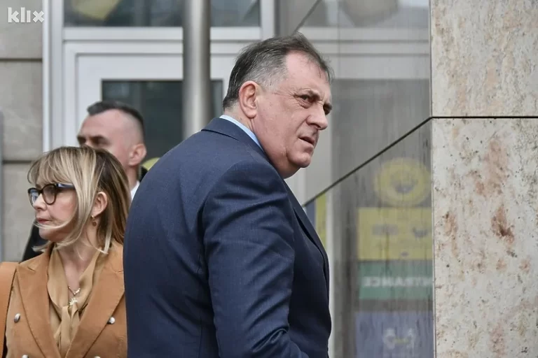 Dodik zaprijetio Schmidtu: Preporučujem mu da danas kupi jednosmjernu kartu za Njemačku 