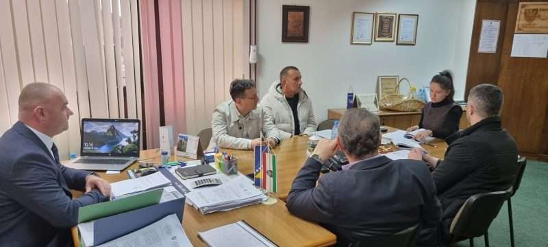 960F57EA 3C4D 4628 A95F D010248E3BC3