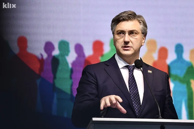 A84F4A06 522B 4E41 B97D FF3042DEE6BC