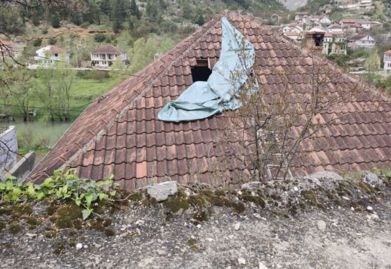 B10A053A 23F3 40F9 9DF7 CCFF0C382668